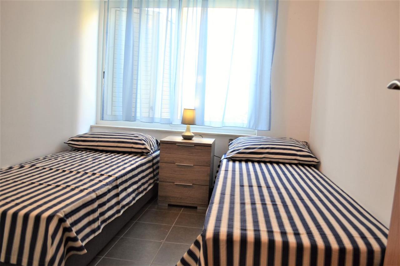 Apartment Daniela Srima Kültér fotó